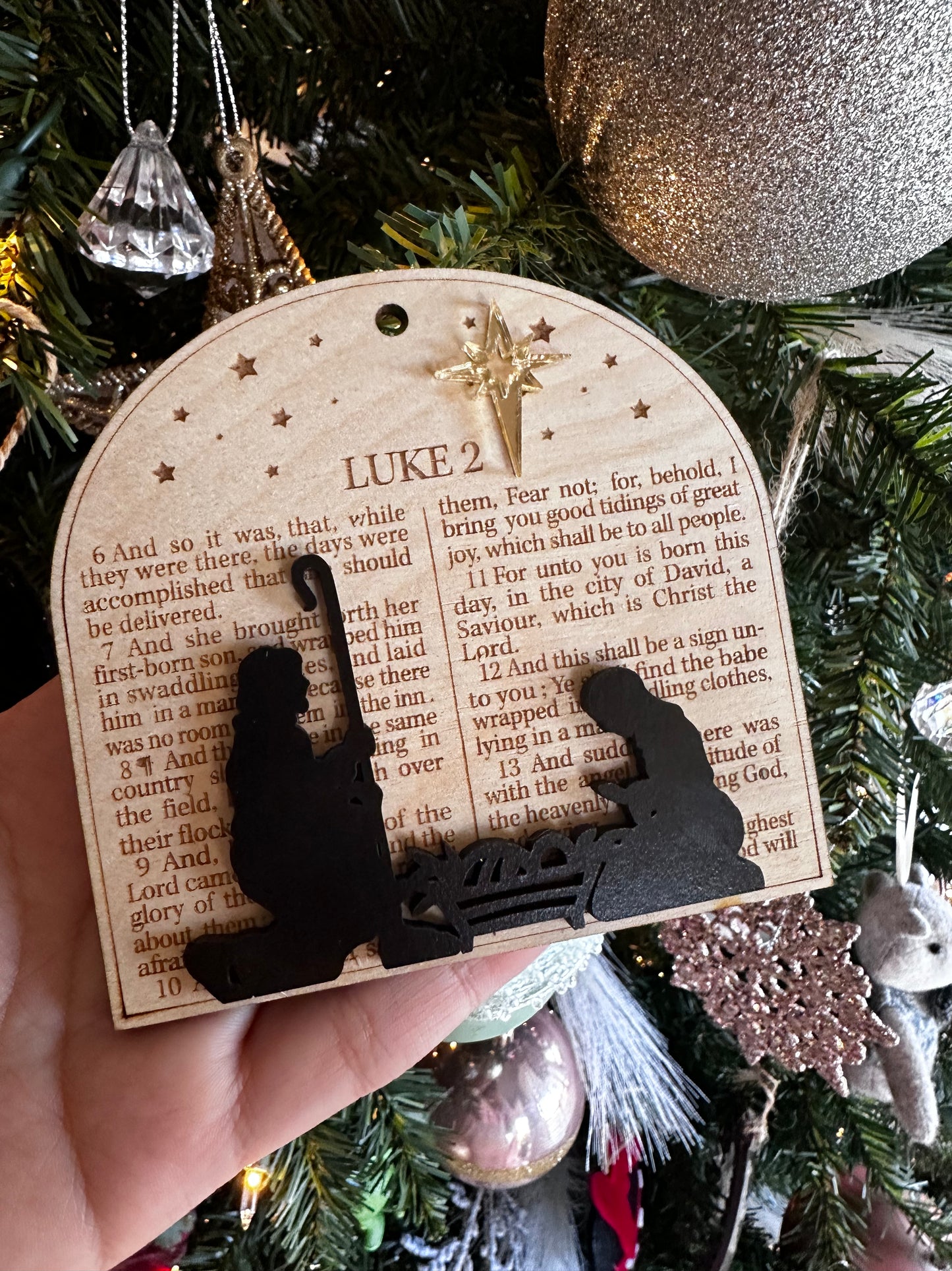 Luke 2 - nativity - ornament