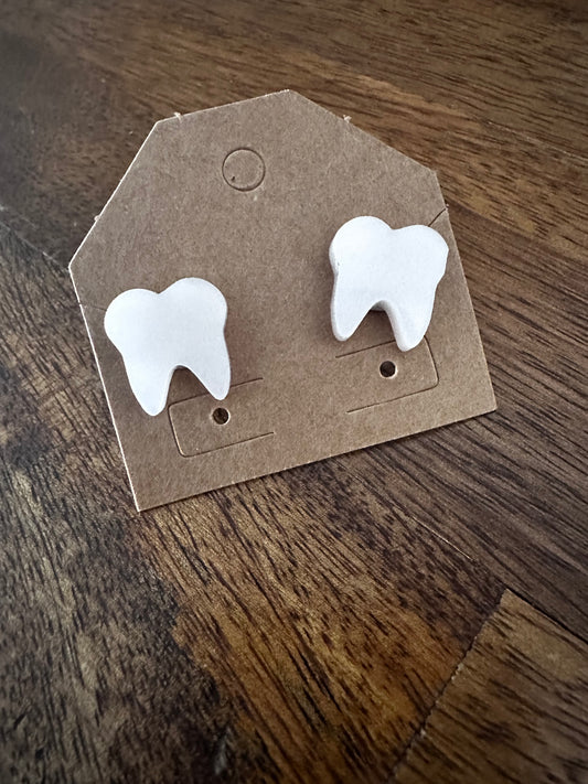 Teeth studs