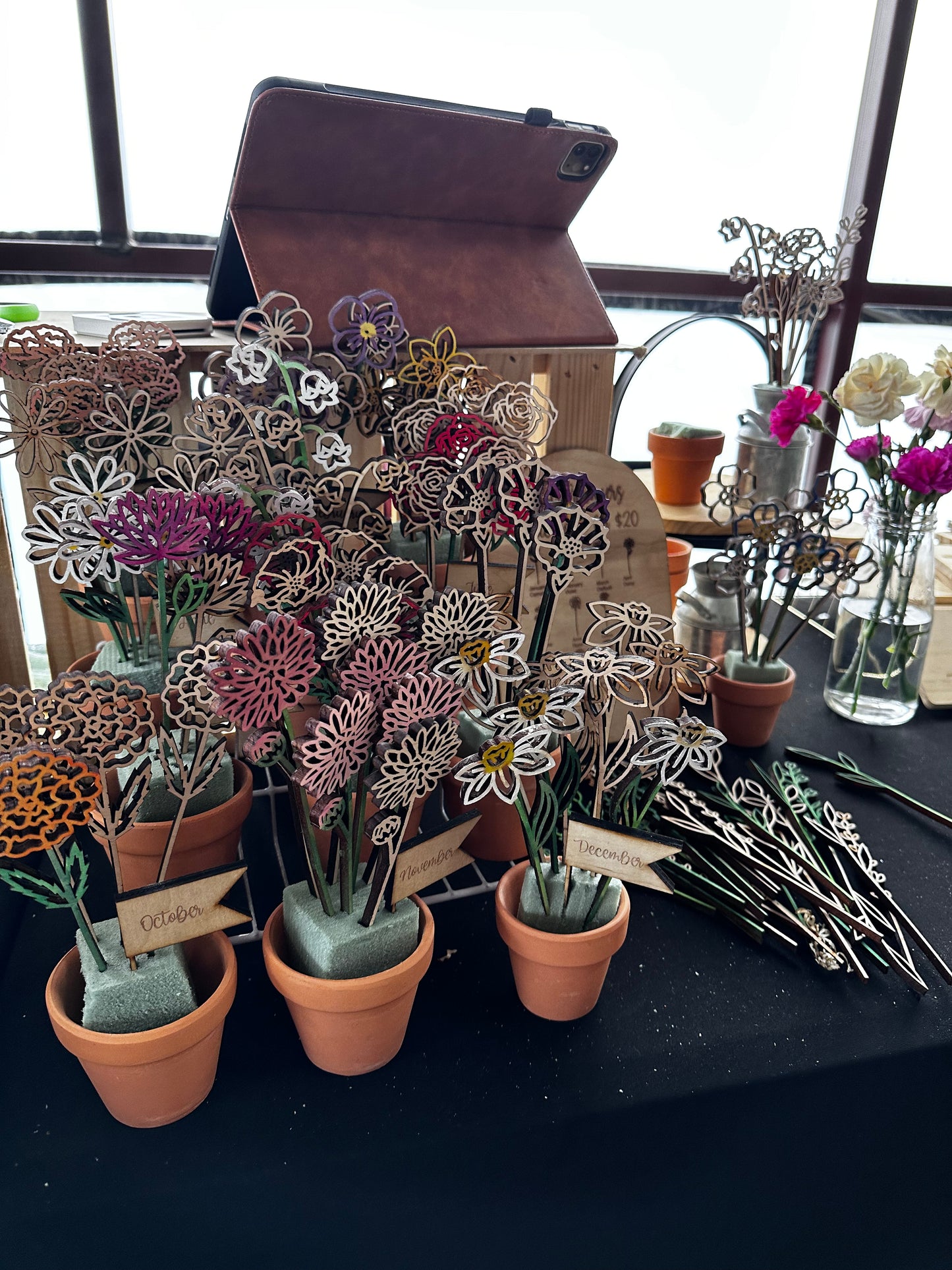 Do you want your flowers painted? add on