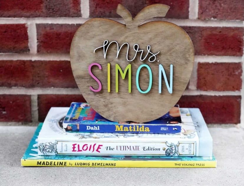 Personalized Apple sign | Teacher sign | Name Sign