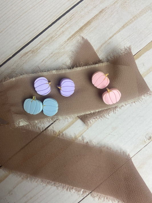 Acrylic pumpkin studs